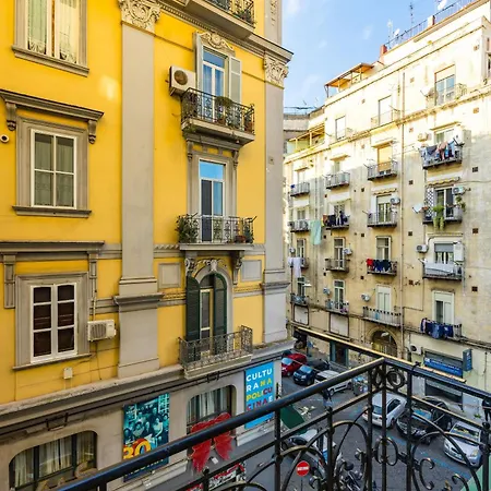 Blu By Napoliapartments Nápoles